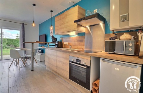 Saint-Pere House | Chez Suzan - SAINT-PERE-MARC-EN-POULET