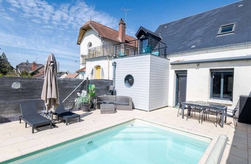 Blere House | Chez Françoise - Gite 6 prs avec piscine