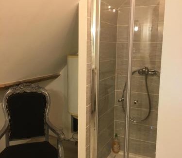 Angles-sur-lAnglin House | Chez Fred avec vue sur le Château