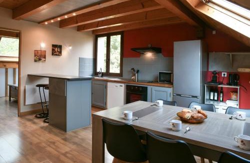 Saint-Pierre-d'Albigny Apartment | Chez Fred 201 - Parking Wifi