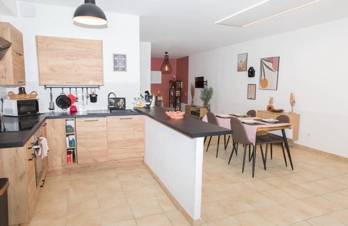 Chateauneuf-de-Gadagne Apartment | CHEZ GARANCE