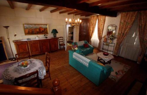 Mesnac House | Chez Germaine