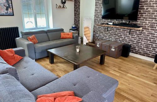 Arnage House | Chez Gus - 10 personnes - BCLA