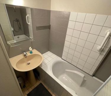 Chaudes-Aigues Apartment | Chez Gustou