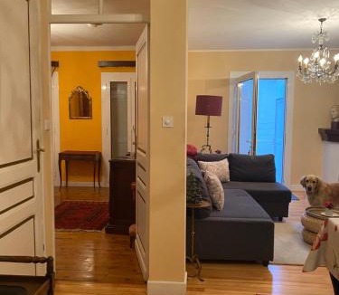 Bourg-Madame Apartment | Chez Hélène 3 étoiles, labellisé disabled PMR,pour 4 personnes chiens bienvenus-pet friendly