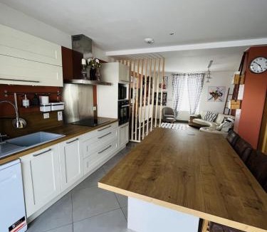 Montargis Apartment | Chez Hélène et Jérémy
