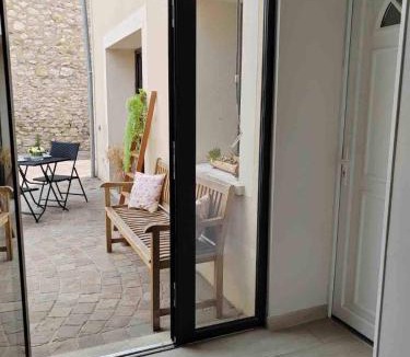 Montargis Apartment | Chez Hélène et Jérémy