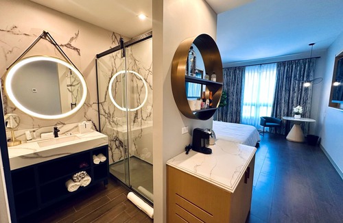 Arlington Heights Hotel | Chez Hotel Arlington Heights