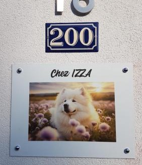 Poulainville Bed & Breakfast | Chez IZZA - chambres ou chalet au calme