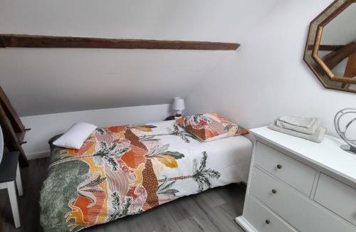 Poulainville Bed & Breakfast | Chez IZZA - chambres ou chalet au calme