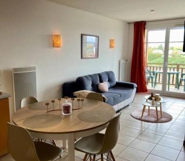 Levernois Apartment | Chez Jack-Résidence-Piscine-Sauna