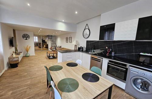 Tarbes Apartment | Chez Jacques - 4 personnes - Terrasse