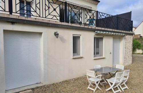 Bourg-et-Comin Apartment | Chez Jaja et Phiphi