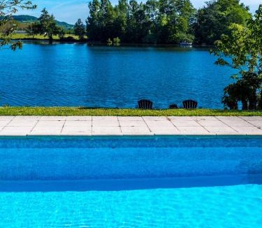 Le Temple-sur-Lot Villa | Chez Jan et Nicole - Gite Issac