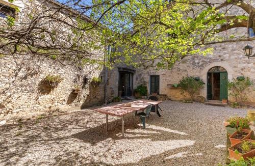 Sauzet House | Chez Janie Hirst - Chambres d'hôtes