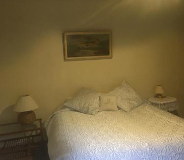 Sauzet Apartment | Chez Janie Hirst