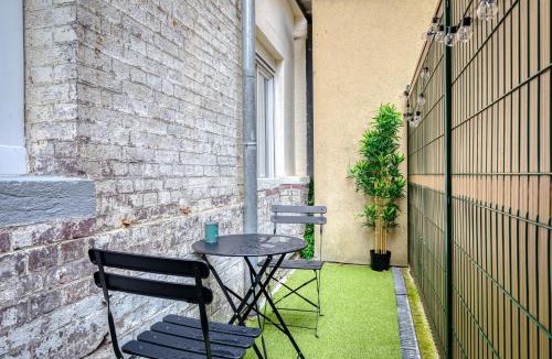 Gare-Jouvenet Apartment | Chez jeanne - Studio rénové balnéo et balcon centre