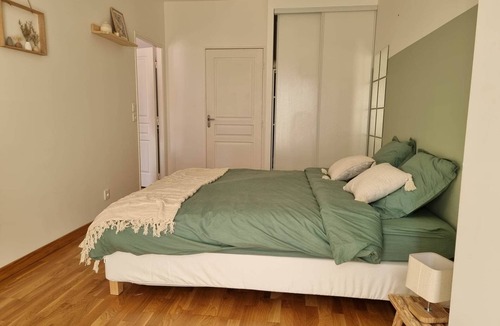Chateaudun-Bannier Apartment | Chez Joan et Sara : T2 Design et Cosy Proche Gare