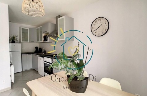 St-Meme-le-Tenu House | Chez JoCa'Di