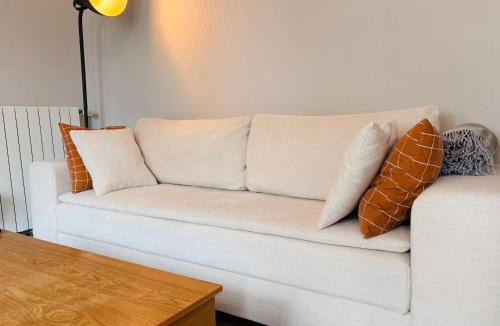 Lourdes Apartment | Chez Julien - Castle View