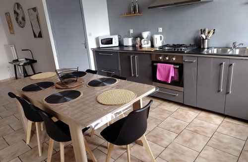 Bourg-Fidele House | Chez Juline charming single-storey house