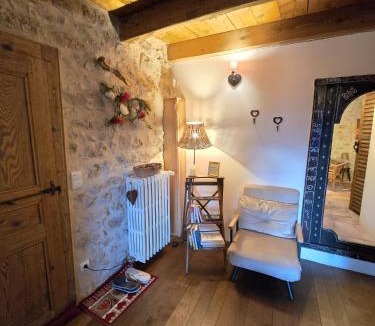 Ceyzerieu Bed & Breakfast | chez Karine