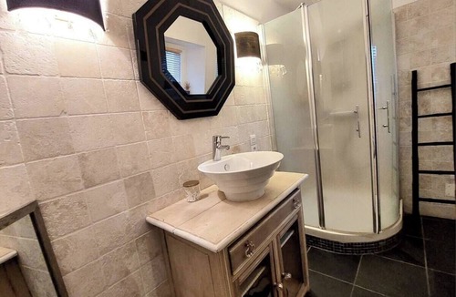 Loudun House | Chez Koryne