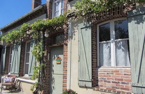 Fontaine-Fourches House | Chez Kristina