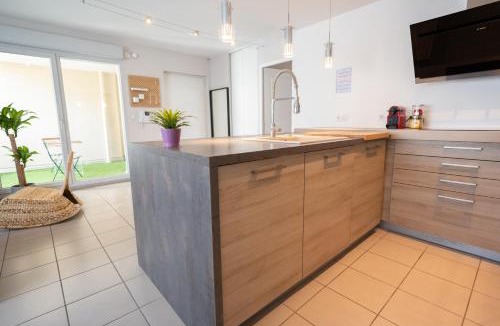 Leon Blum - Bon Coin Apartment | Chez Léon - Métro, Bus, Garage Double, 6 Personnes