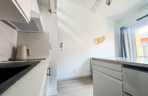 Collioure Apartment | Chez Léonie - Collioure center