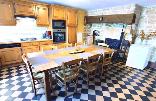 Puilly-et-Charbeaux House | CHEZ LÉONTINE - PUILLY ET CHARBEAUX