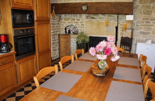 Puilly-et-Charbeaux House | CHEZ LÉONTINE - PUILLY ET CHARBEAUX