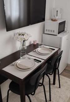 Sainte-Genevieve-des-Bois House | Chez L et L