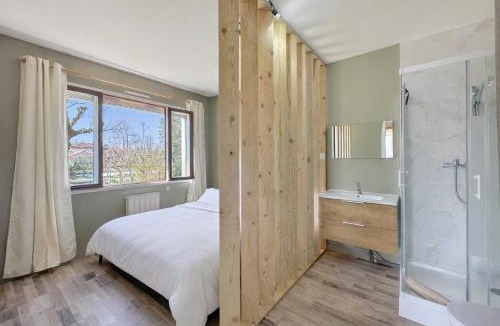 Saint-Jean-de Niost Apartment | Chez La Mamie