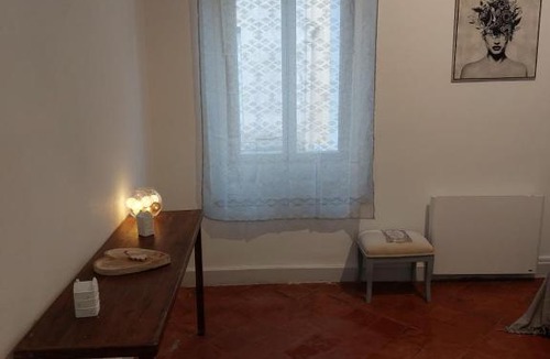 Bastide Saint-Louis Apartment | chez LARS