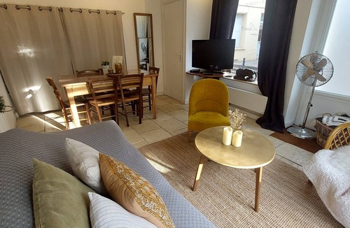 Marly-le-Roi Apartment | Chez Laurette | Historic Gîte 10min Versailles 30min Paris