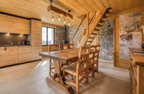 Epagny Apartment | Chez le Charpentier D'antan