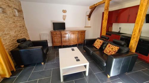 Frayssinet-le-Gelat House | Chez le Magnolia