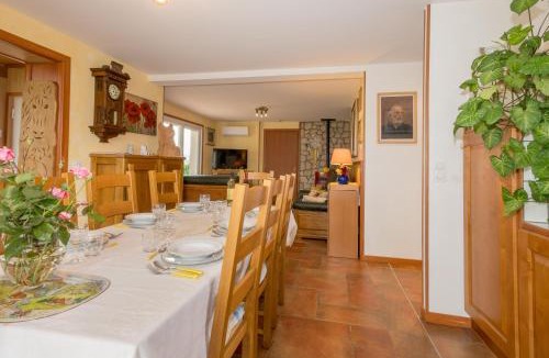 Rochefort House | Chez Les ours