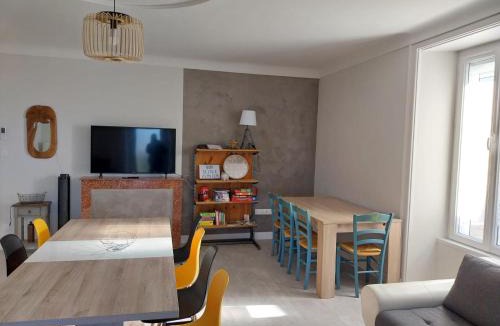 Pouzauges House | Chez Lilian & Isa