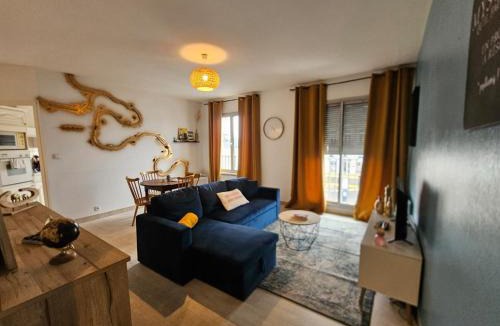 Chatellerault Apartment | Chez Line, Face à la gare
