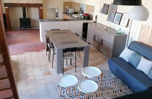 Bourgueil House | CHEZ LOLO Maison chaleureuse avec cheminée