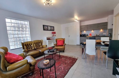 Honfleur Condo | 💛 Chez Lou et Dan, 4P apartment with balcony, elevator and secure parking