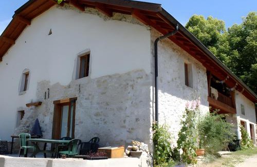 Hotonnes Bed & Breakfast | Chez Louve Bleue