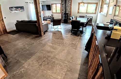 Samoens Apartment | Chez Lucienne Sauna and Jacuzzi