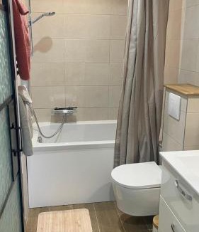 Monein House | Chez Luje