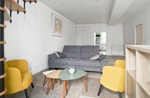 Joux-la-Ville House | Chez Lumael