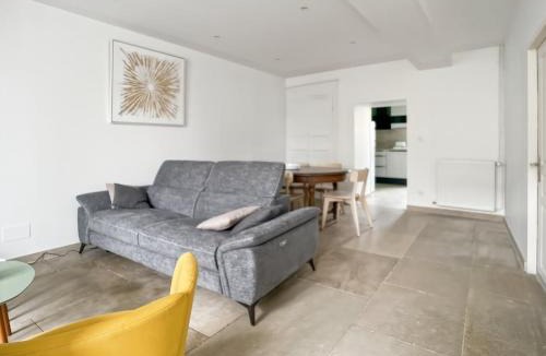 Joux-la-Ville House | Chez Lumael