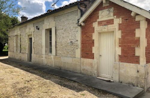 Mesnac House | Chez Lysette