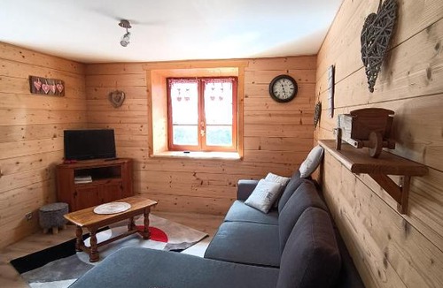 Saint-Girod Apartment | Chez ma Grand-mère